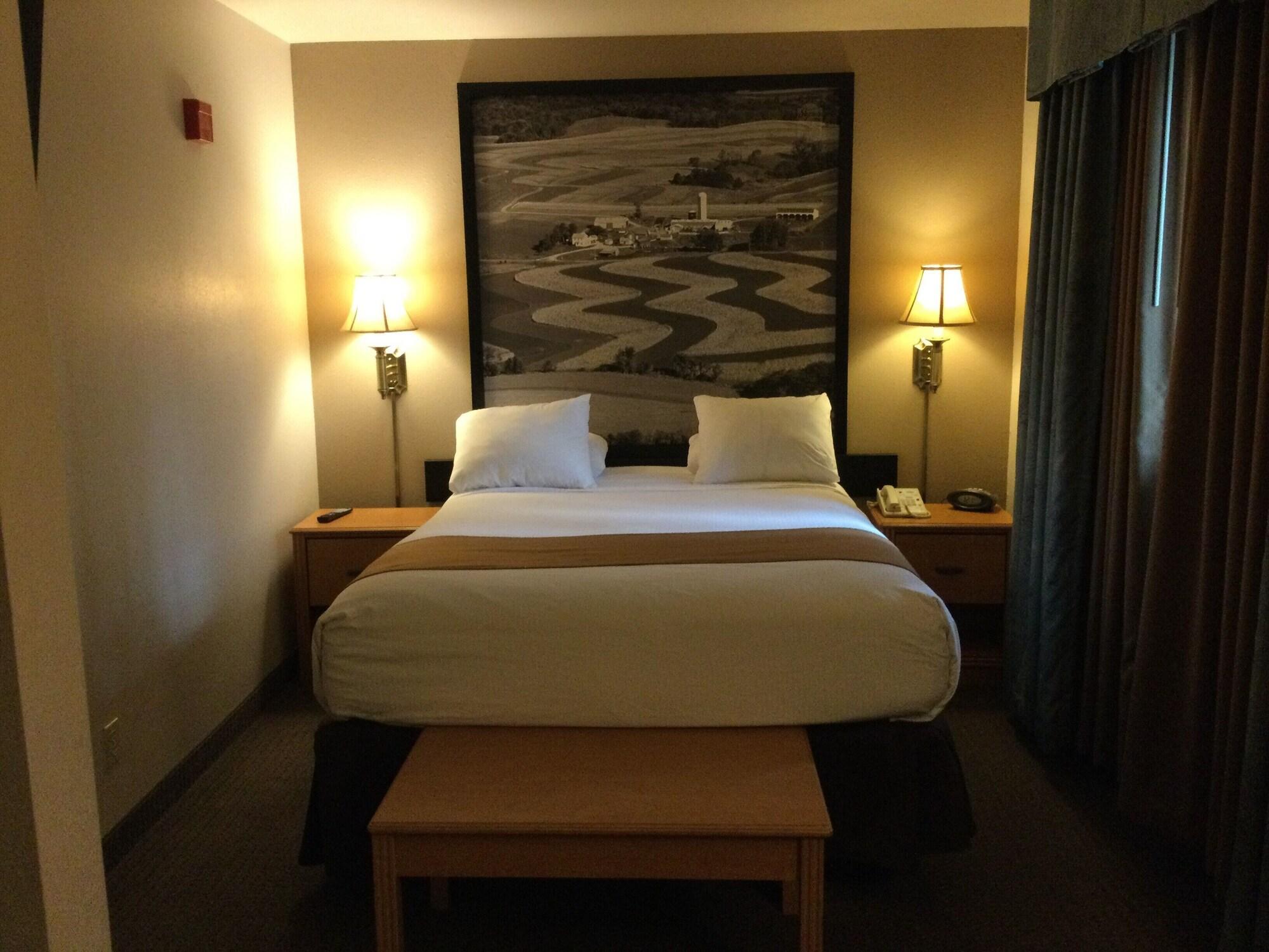 Super 8 By Wyndham Monroe Wi Otel Dış mekan fotoğraf
