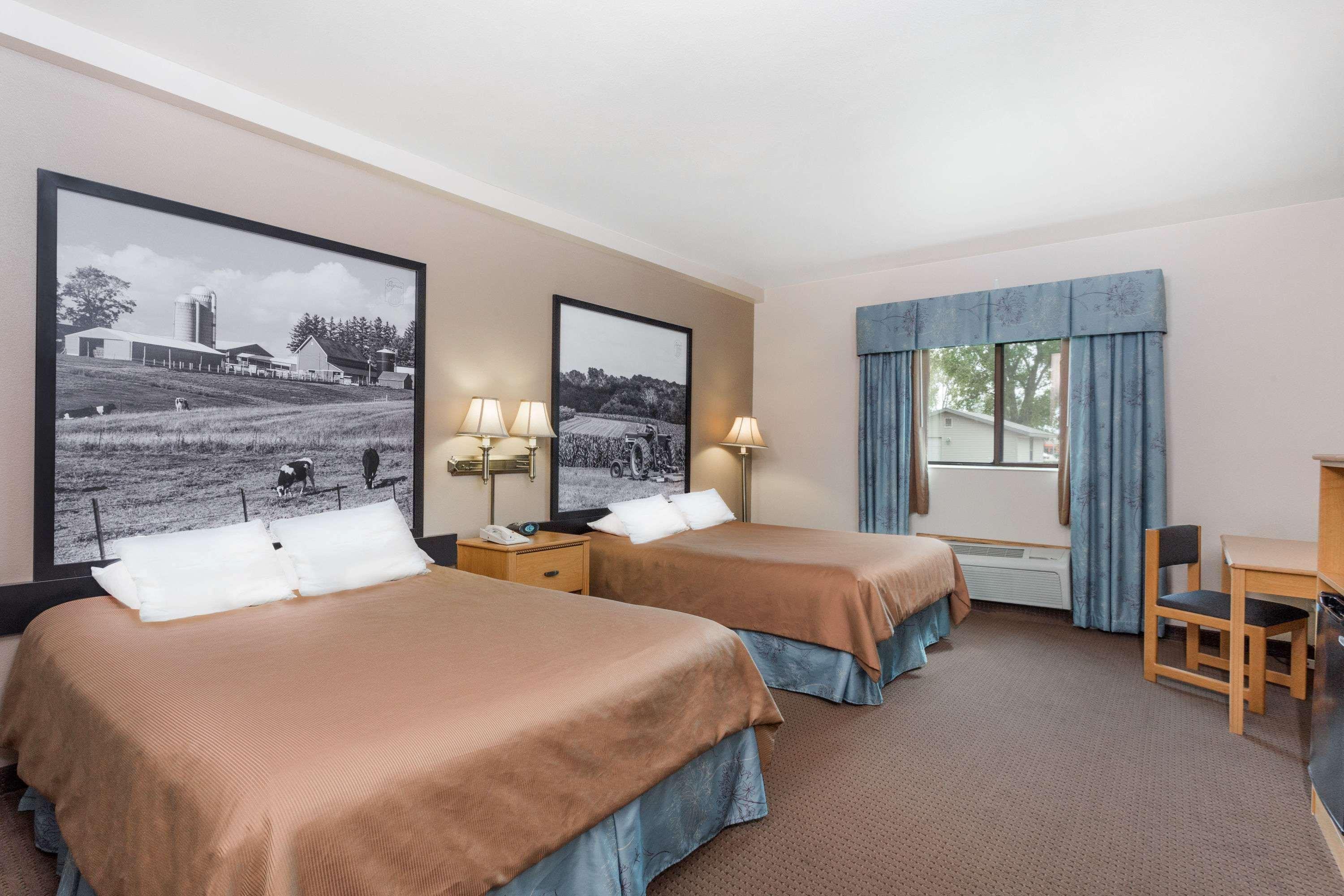 Super 8 By Wyndham Monroe Wi Otel Dış mekan fotoğraf